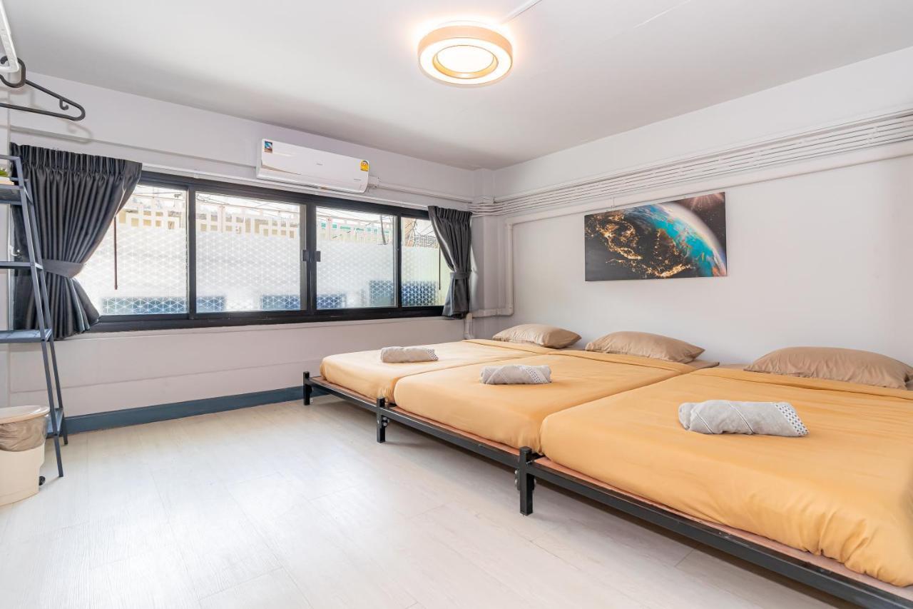 Snoozzze Hostel ใกล้รถไฟฟ้า ย่านบางรัก (Adults Only) Bangkok Zewnętrze zdjęcie