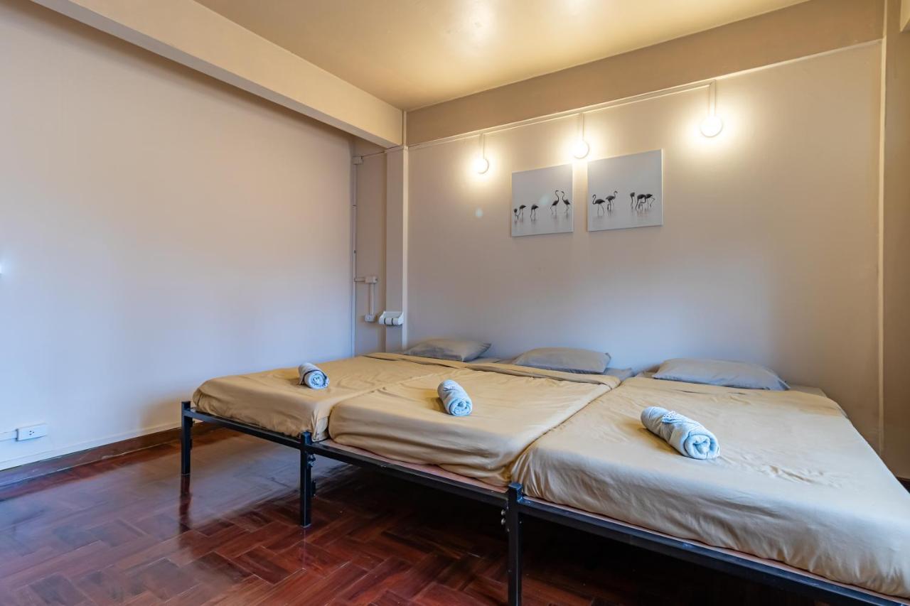 Snoozzze Hostel ใกล้รถไฟฟ้า ย่านบางรัก (Adults Only) Bangkok Zewnętrze zdjęcie