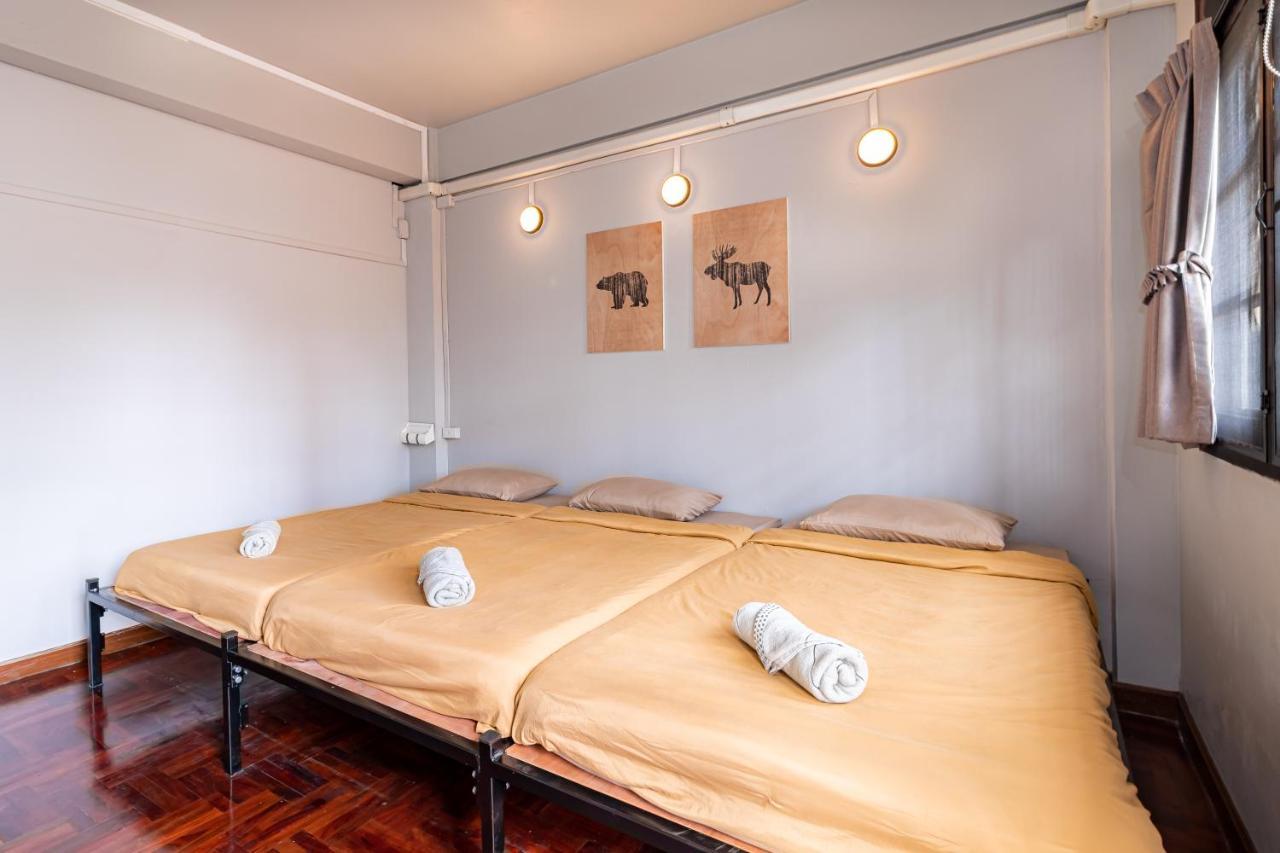 Snoozzze Hostel ใกล้รถไฟฟ้า ย่านบางรัก (Adults Only) Bangkok Zewnętrze zdjęcie